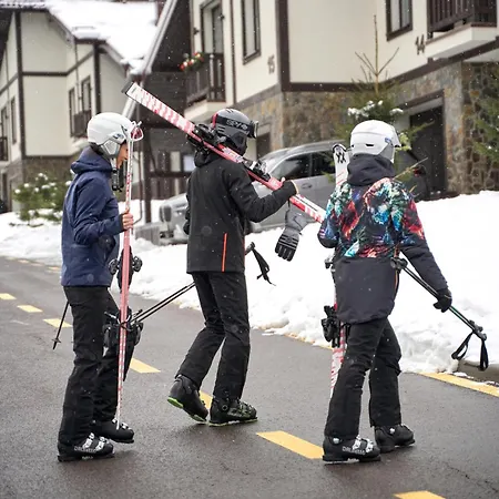 Greitser Elit 샬레 부코벨